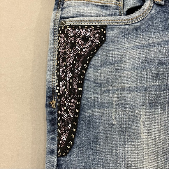 Suko Blue Sequin Light Wash Denim Capris - Picture 5 of 16